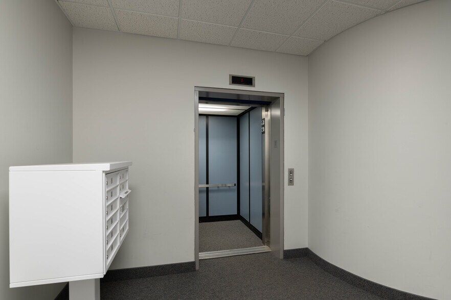 More Photos Of 47 Pleasant St, Northampton Office For Lease