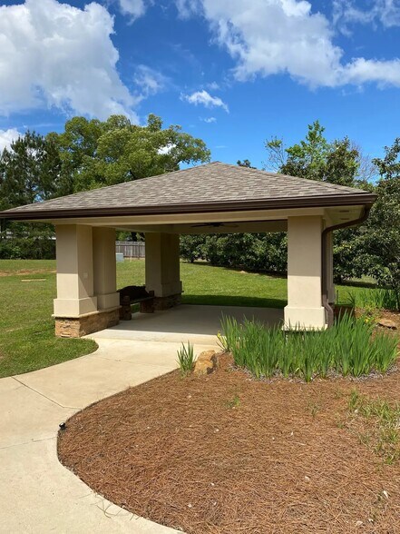 More Photos Of 104 Mbl Bank Dr, Minden Assisted Living For Sale