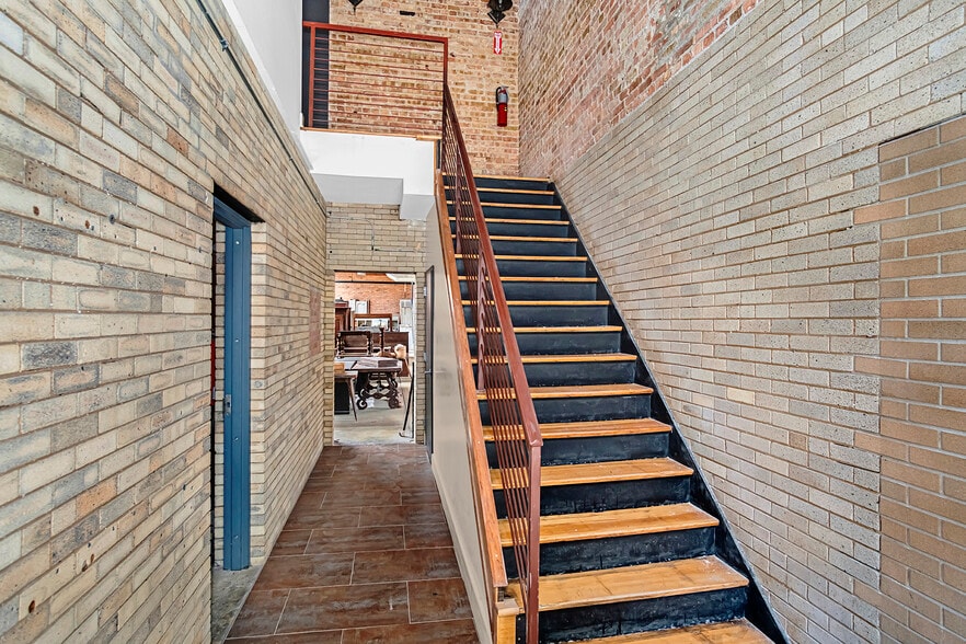 More Photos Of 1750 N Springfield Ave, Chicago Warehouse For Sale