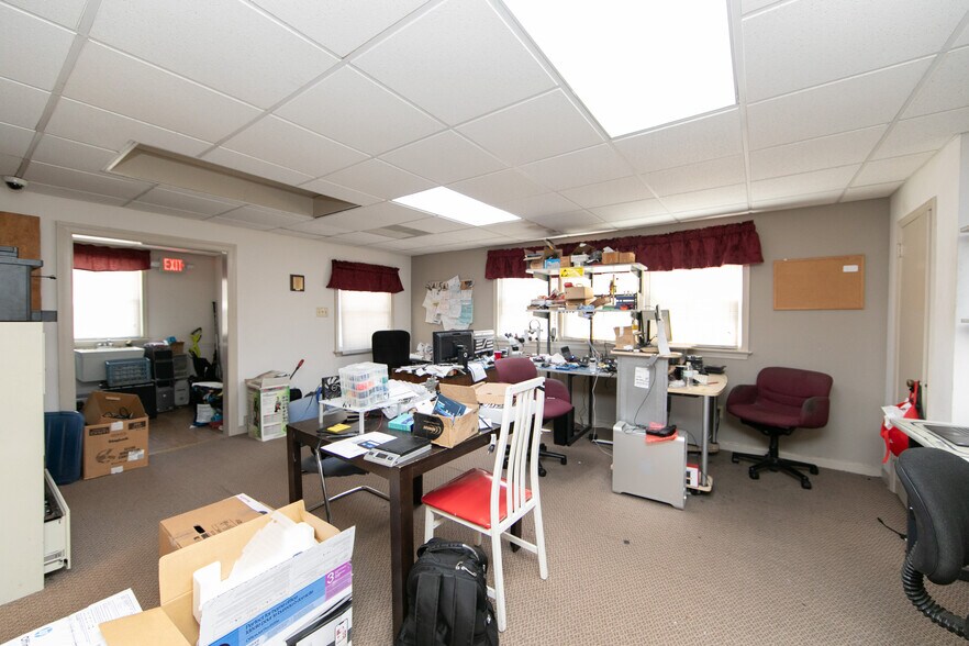 More Photos Of 604 White Horse Pike, Oaklyn Storefront For Sale