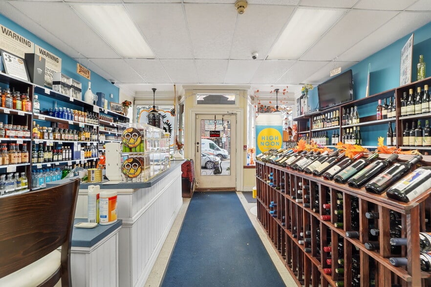 More Photos Of 126 S Cayuga St, Ithaca General Retail For Sale