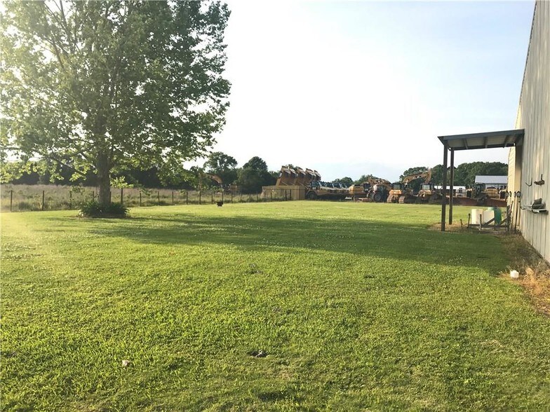 More Photos Of 4688 Highway 27, Sulphur Office For Sale