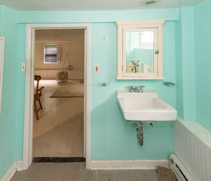 More Photos Of 6408 Brook Ave, Baltimore Apartments For Sale