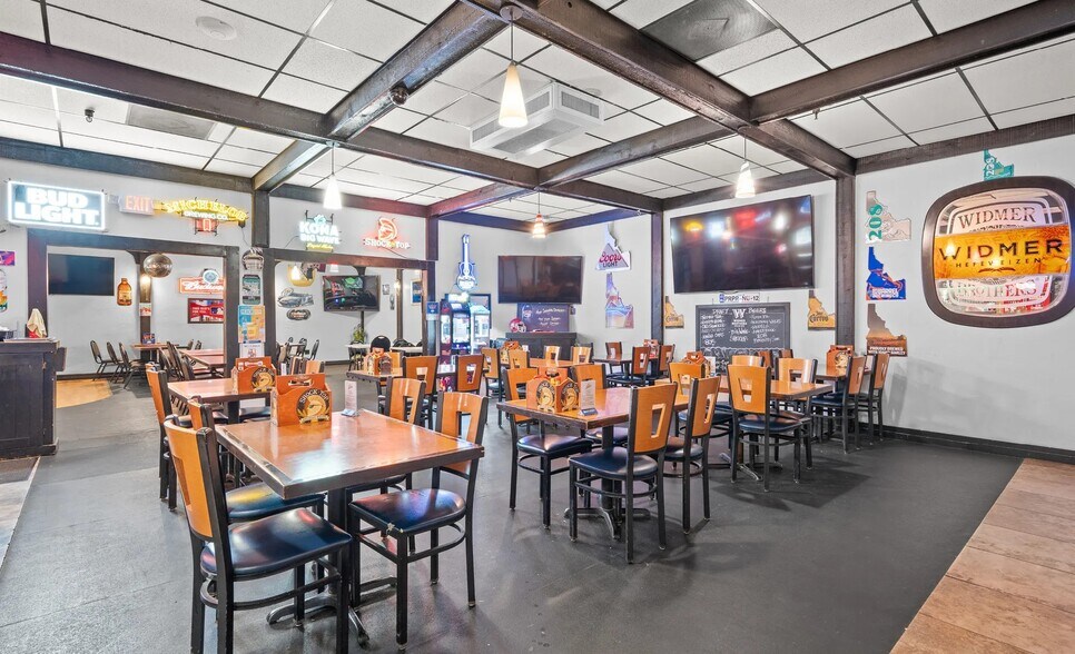 More Photos Of 1505 W Broadway St, Idaho Falls Restaurant For Sale