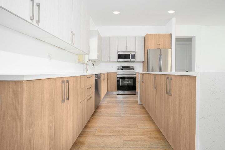 More Photos Of 15101 Brainbridge Cir, Port Charlotte Specialty For Sale