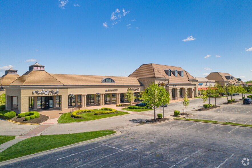 More Photos Of 4850-4876 W 135th St, Leawood Unknown For Lease