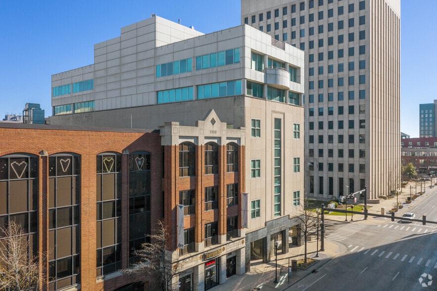 More Photos Of 175 E Main St, Lexington Office For Lease