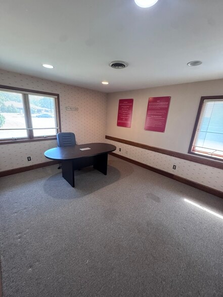 More Photos Of 7345 Far Hills Ave, Dayton Medical For Lease