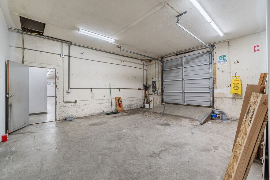 More Photos Of 341 Harris St, Eureka Storefront For Sale