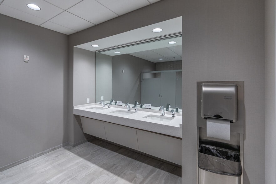 More Photos Of 55 Ivan Allen Blvd NW, Atlanta Office For Lease