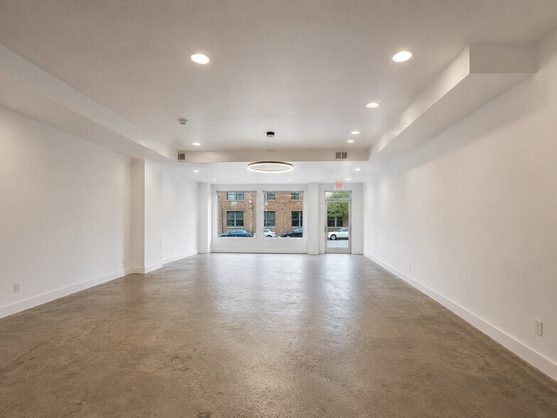 More Photos Of 44 N Central Ave, Hartsdale Storefront Retail Residential For Lease