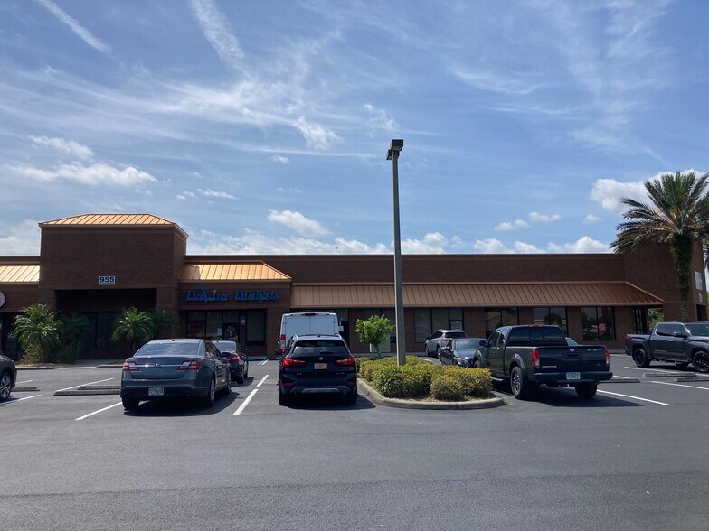 More Photos Of 955 Foster Way, South Daytona Medical For Sale
