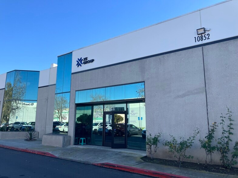 More Photos Of 10852 Forbes Ave, Garden Grove Manufacturing For Lease