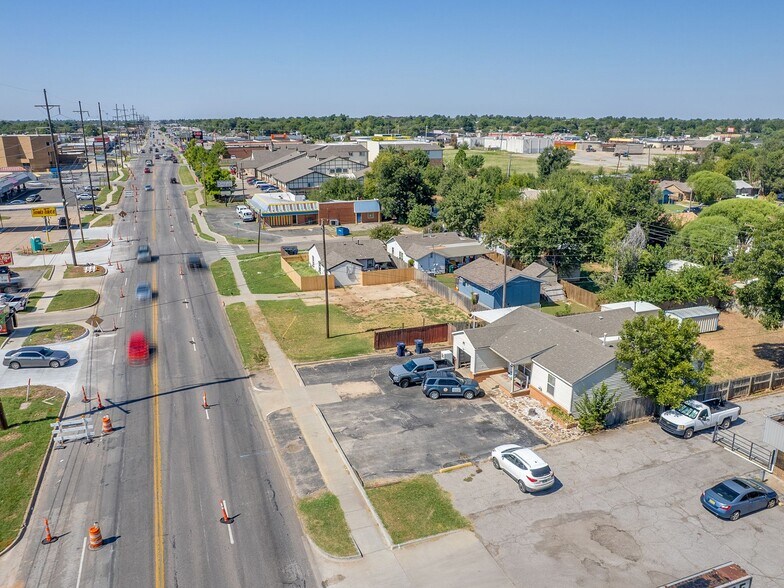 More Photos Of 721 SW 59th St, Oklahoma City Flex For Sale