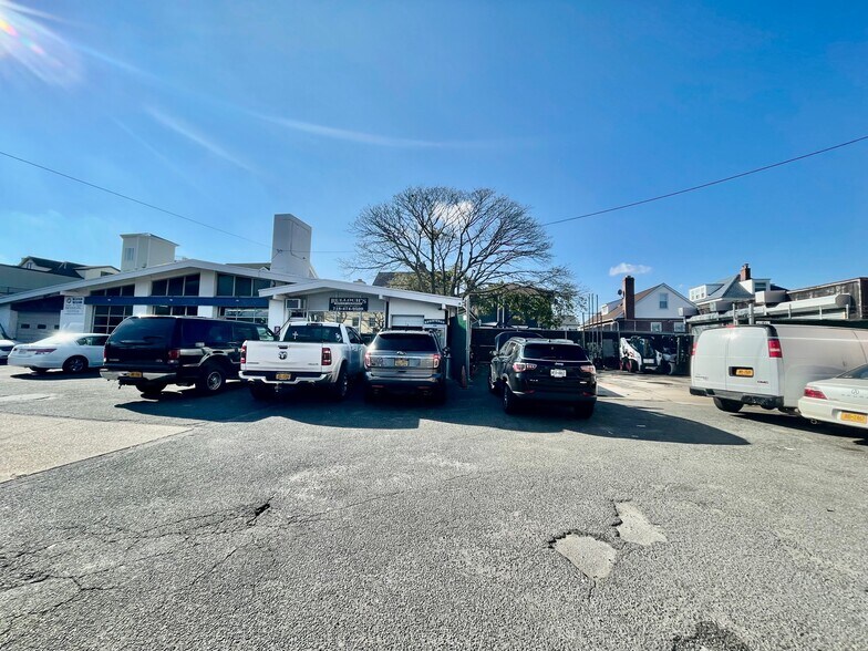 More Photos Of 441 Beach 129th St, Rockaway Park Service Station For Sale
