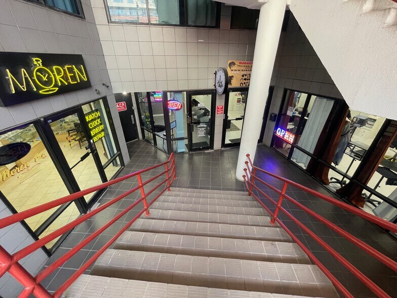 More Photos Of 8241 Georgia Ave, Silver Spring General Retail For Sale