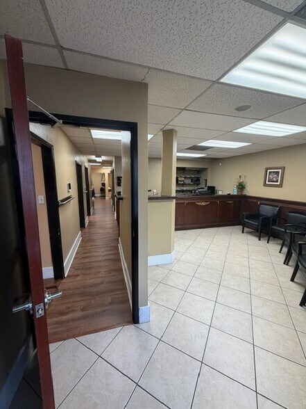More Photos Of 18773-18813 SW Martinazzi Ave, Tualatin Medical For Lease
