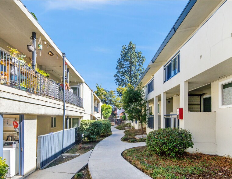 More Photos Of 265 N Oakland Ave, Pasadena Apartments For Sale