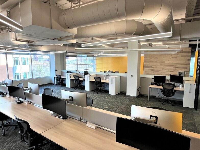 More Photos Of 271 N Shore Dr, Pittsburgh Office For Lease