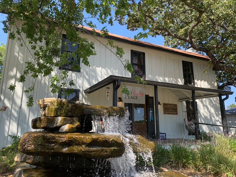 More Photos Of 2201 US Hwy 290 West Building, Dripping Springs Storefront Retail Office For Lease