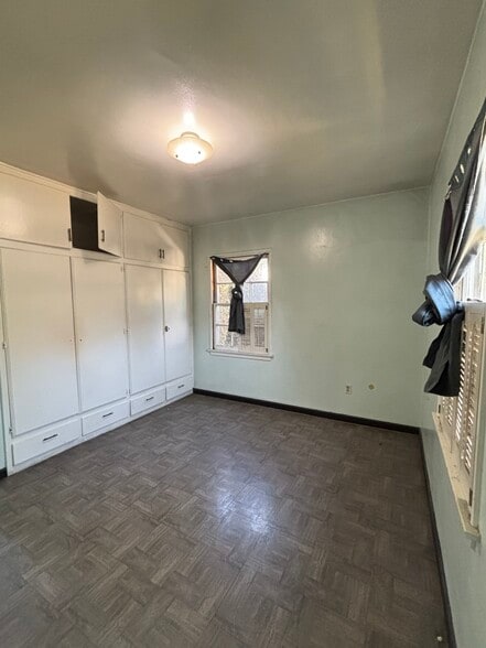 More Photos Of 945 N Azusa Ave, Azusa Office Residential For Sale