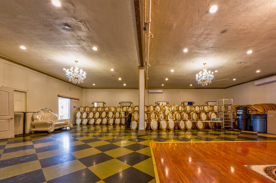 More Photos Of 5670 58th St, Flushing Lodge Meeting Hall For Sale