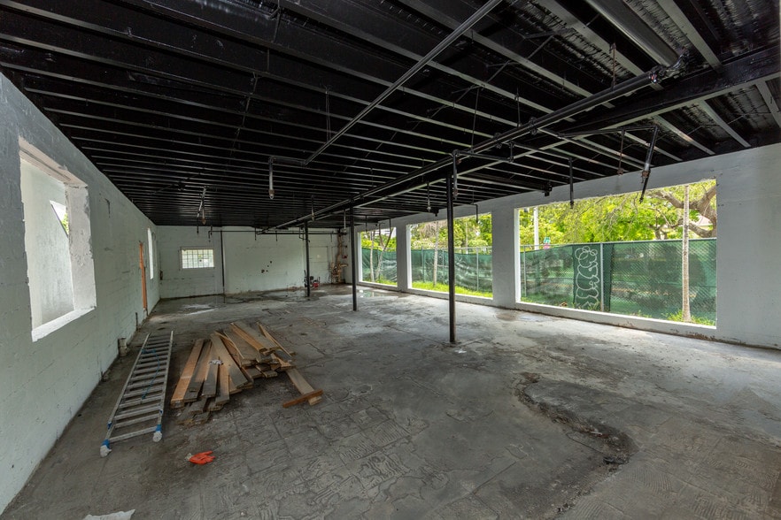 More Photos Of 4900 NE 2nd Ave, Miami Freestanding For Lease