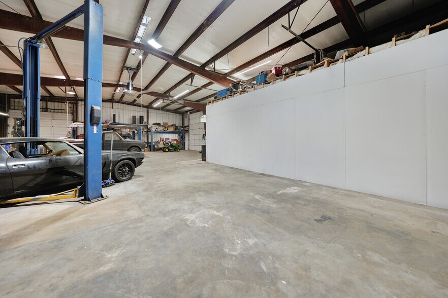 More Photos Of 2461 SW Highway 17, Arcadia Warehouse For Sale