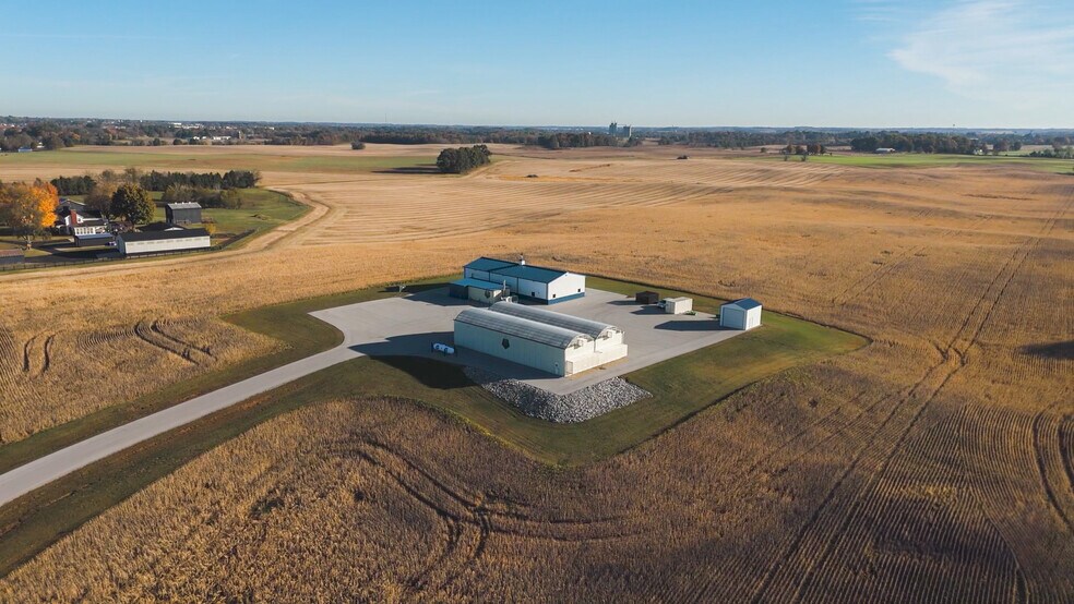 More Photos Of 4395 Witt rd, Franklin Manufacturing For Sale