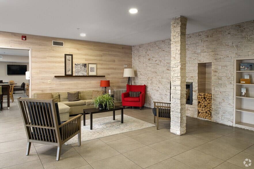 More Photos Of 3051 White Blvd, Pearl Hotel For Sale