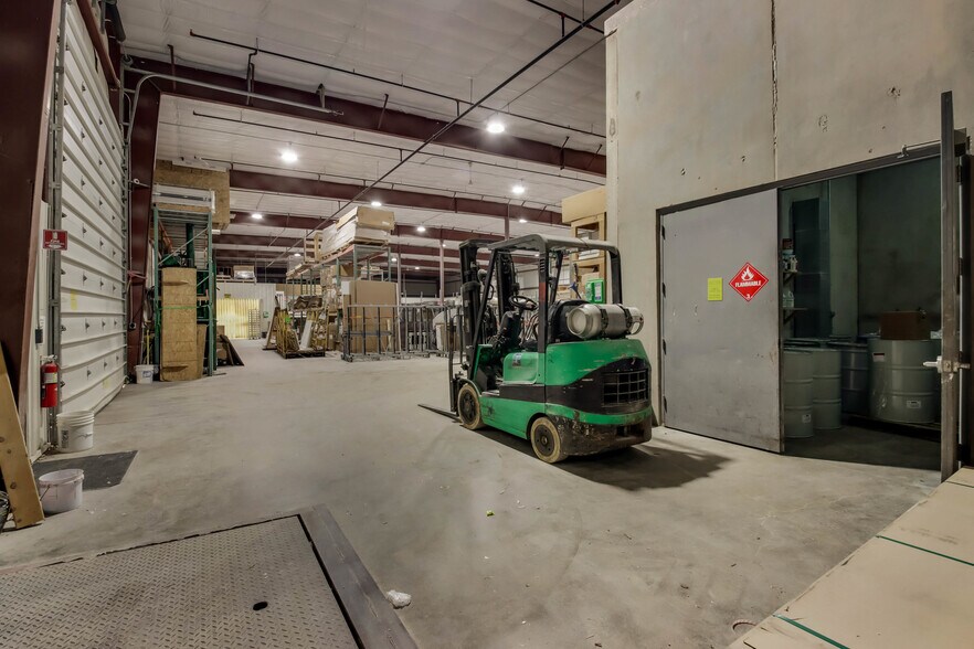 More Photos Of 653 Tower Dr, Cadott Manufacturing For Sale