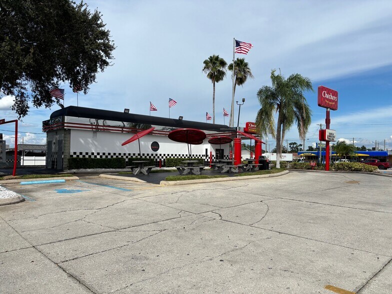 More Photos Of 107 W Waters Ave, Tampa Fast Food For Sale