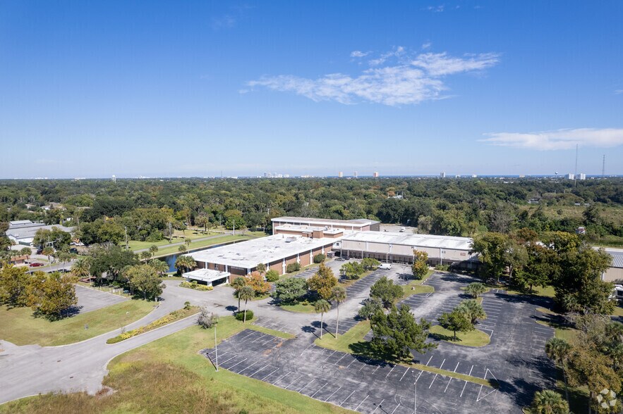 More Photos Of 901 6th St, Daytona Beach Industrial For Sale
