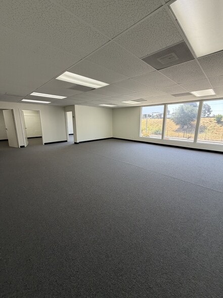 More Photos Of 207-209 E Pomona Blvd, Monterey Park Office For Lease