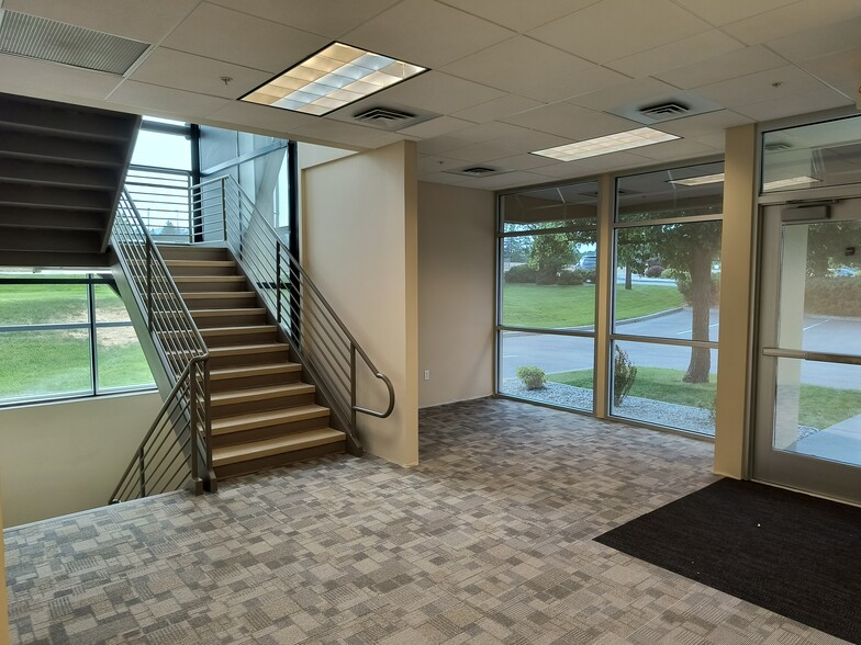 More Photos Of 2208 N Swing Ln, Liberty Lake Medical For Sale