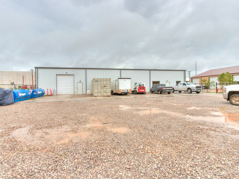 More Photos Of 8890 S Sunnylane Rd, Oklahoma City Flex For Sale