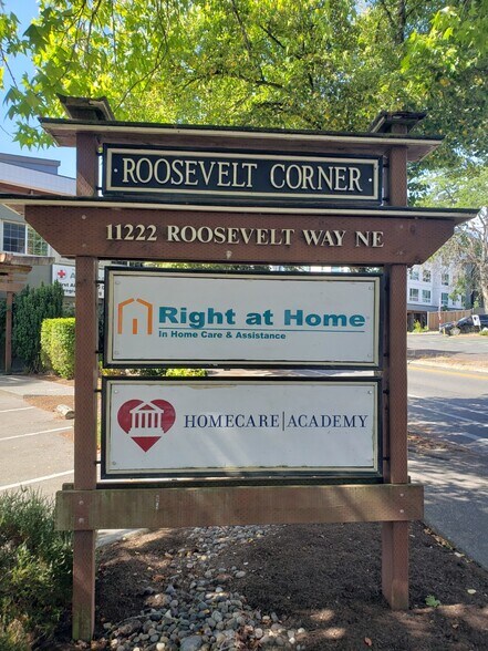 More Photos Of 11222 Roosevelt Way NE, Seattle Land For Sale