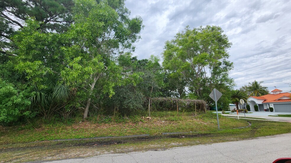 More Photos Of 2400 SE Leithgow St, Port Saint Lucie Land For Sale