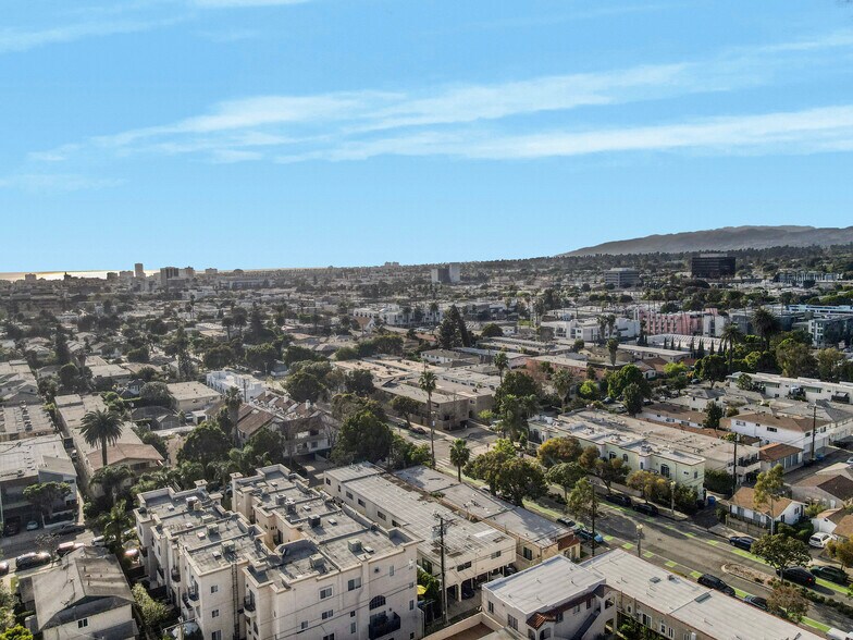 More Photos Of 1507 Berkeley St, Santa Monica Apartments For Sale