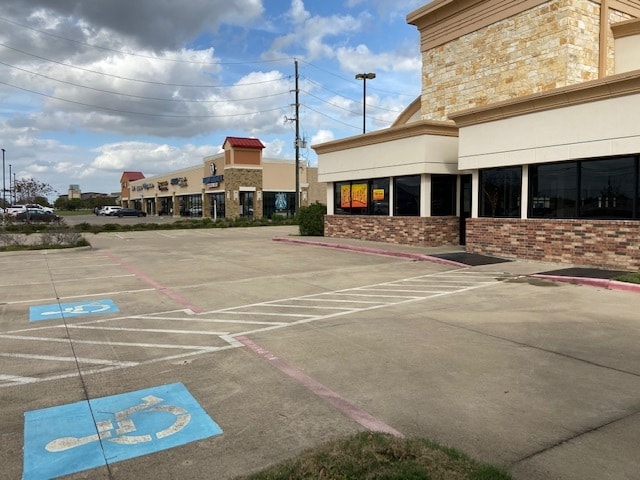 More Photos Of 5959 FM 1463 Rd, Katy Auto Repair For Lease