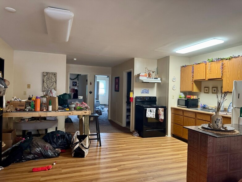 More Photos Of 250 E Water St, Slippery Rock Apartments For Sale