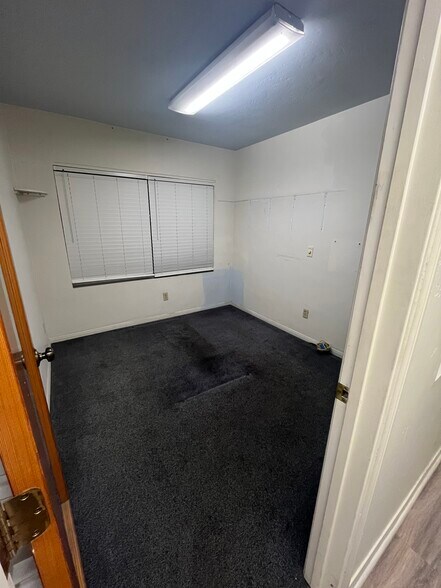 More Photos Of 4406 Bayard St, San Diego Office For Lease