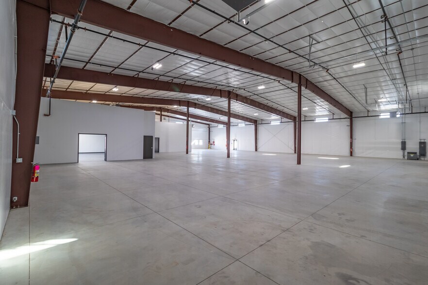 More Photos Of 479 N Broadmore Way, Nampa Warehouse For Sale