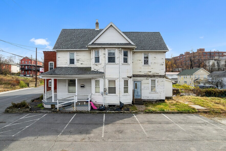 More Photos Of 8 W Olive St, Scranton Office For Sale