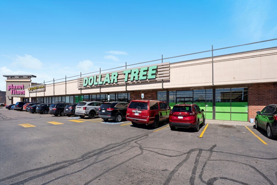 More Photos Of 2737-2777 W Belleview Ave, Littleton General Retail For Sale
