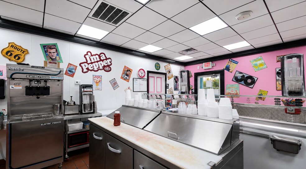 More Photos Of 5684 Sullivan Trl, Nazareth Restaurant For Sale