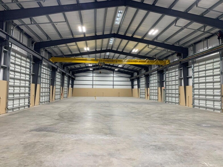 More Photos Of 449 Flato Rd, Corpus Christi Warehouse For Lease