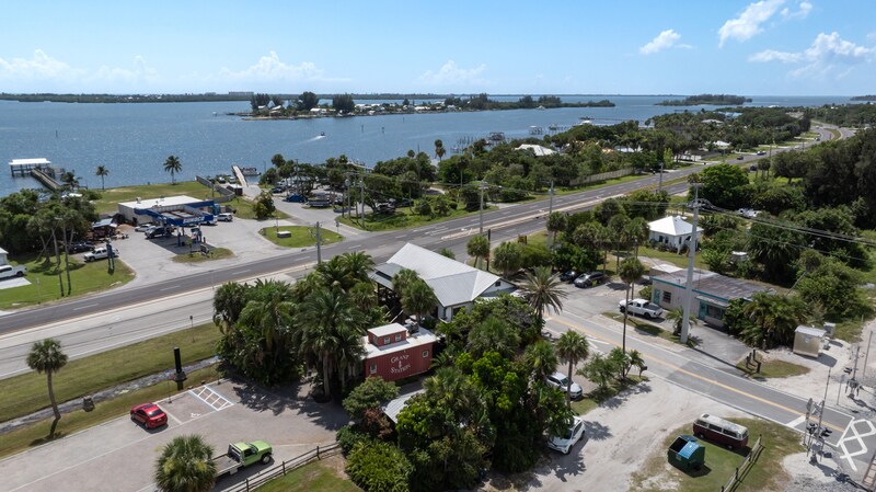 More Photos Of 5390 US 1, Grant-Valkaria Lodge Meeting Hall For Sale