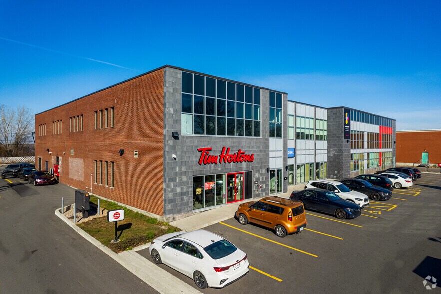 Primary Photo Of 2475 Bd St Martin Est Laval Quebec, Laval Office For Sale