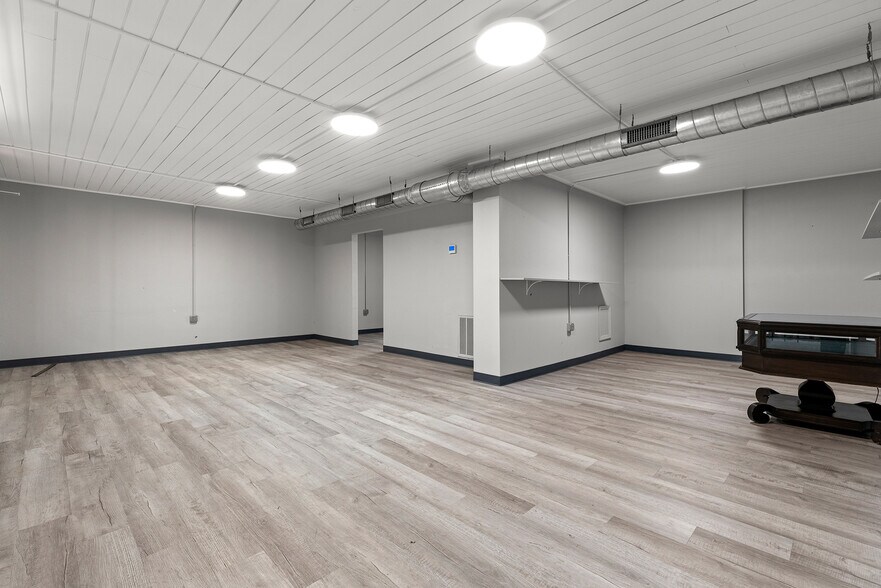 More Photos Of 10589 Seminole Blvd, Largo Apartments For Sale